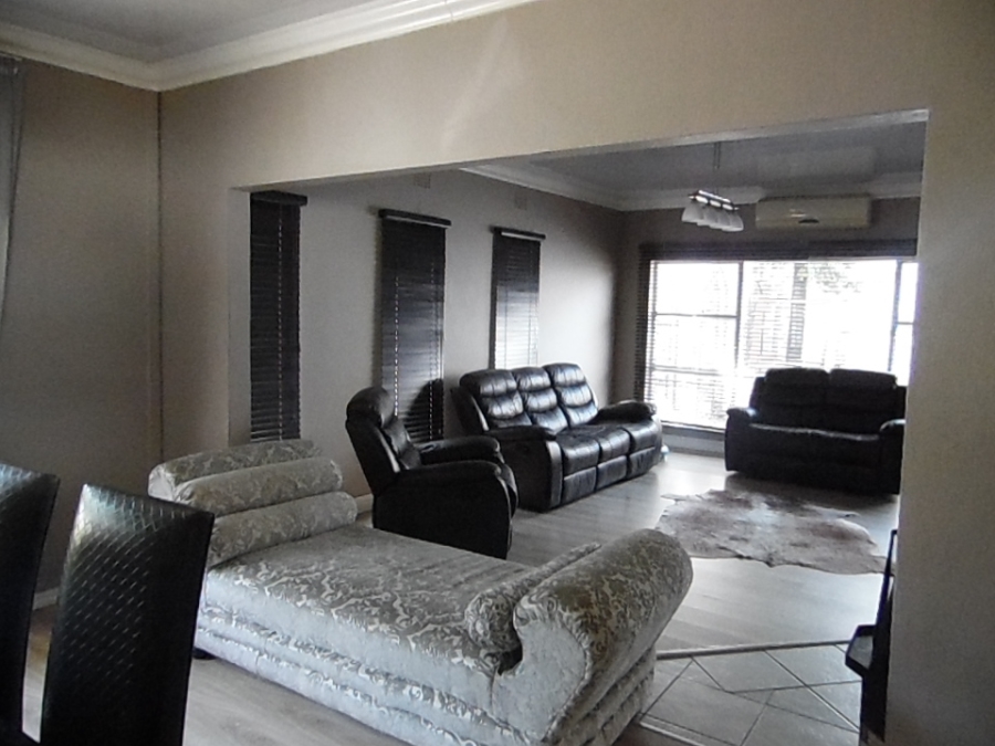 4 Bedroom Property for Sale in Jan Cillierspark Free State